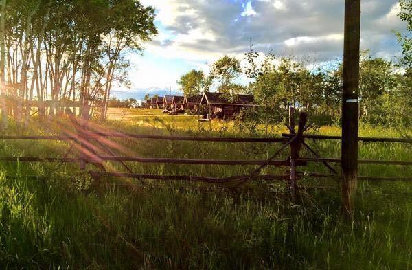 Flying U Ranch Hotel Seventy Mile House Eksteriør billede
