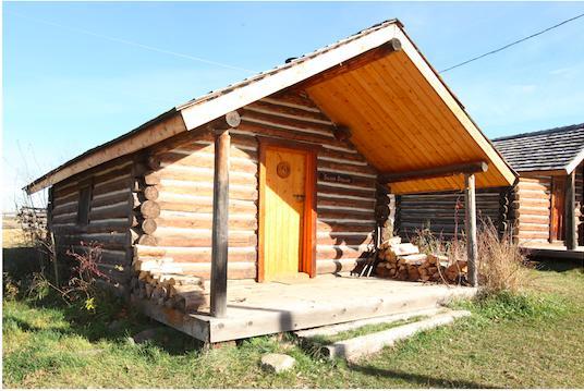 Flying U Ranch Hotel Seventy Mile House Eksteriør billede